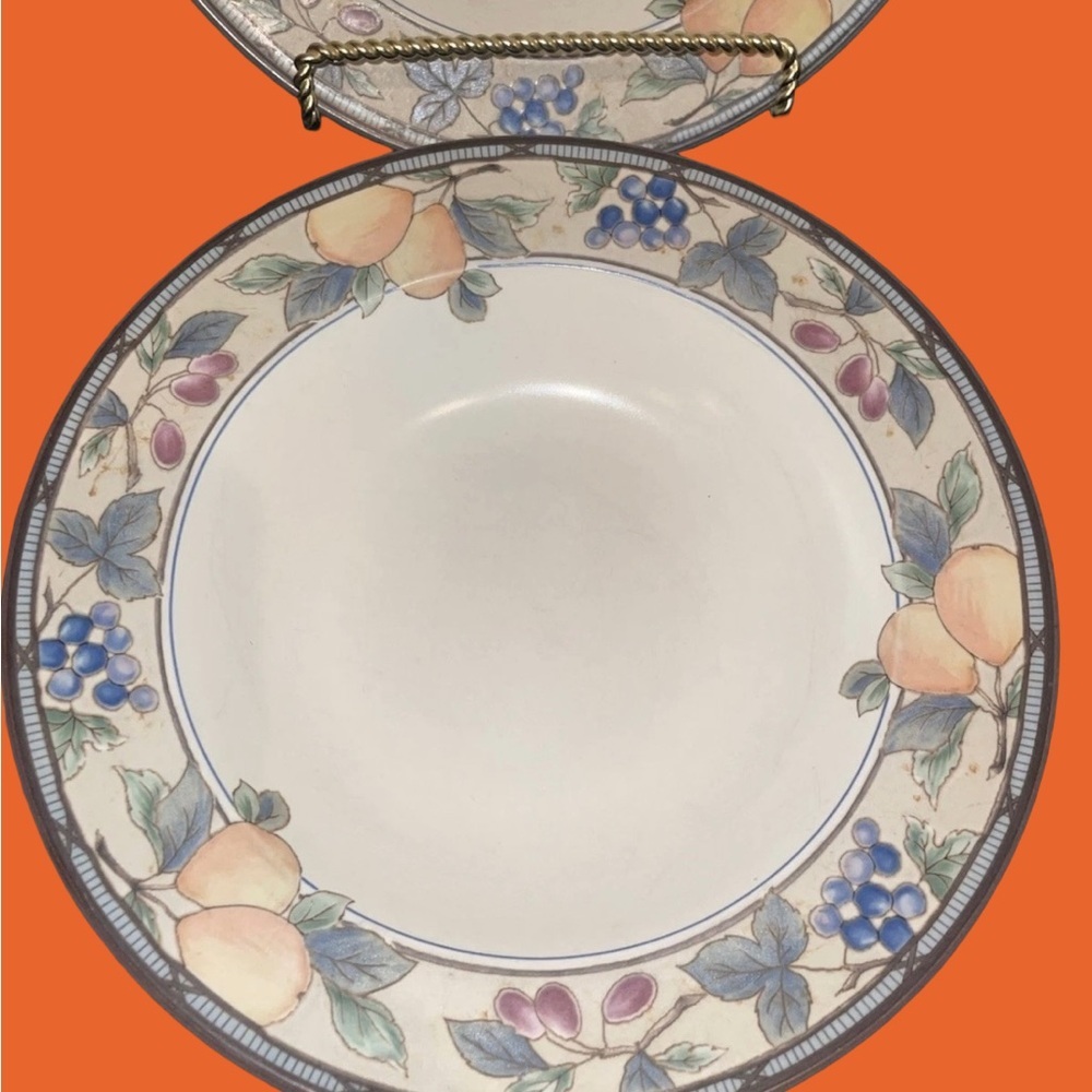 2 LG. Rim Soup Bowls Mikasa Intaglio CAC29 Garden Harvest Floral Fruit VTG - Picture 7 of 7
